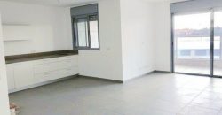 location appartement neuf  5 pieces 4400 shekels Kfar yona ( Sharona)